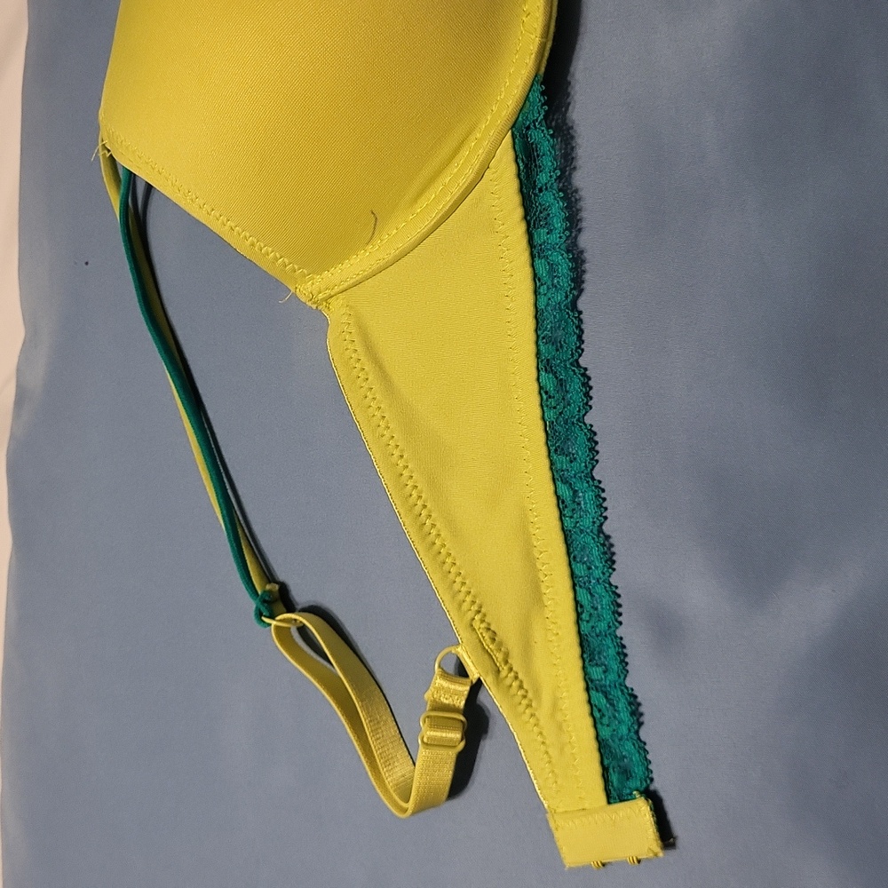 Pushup bra - Picture 2 of 2